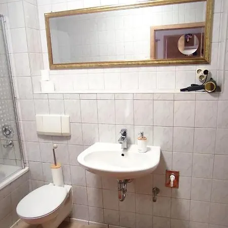 Zur Elster 1 Apartment Plauen